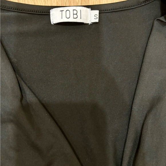 TOBI wrap dress. Size SMALL. - Picture 2 of 2